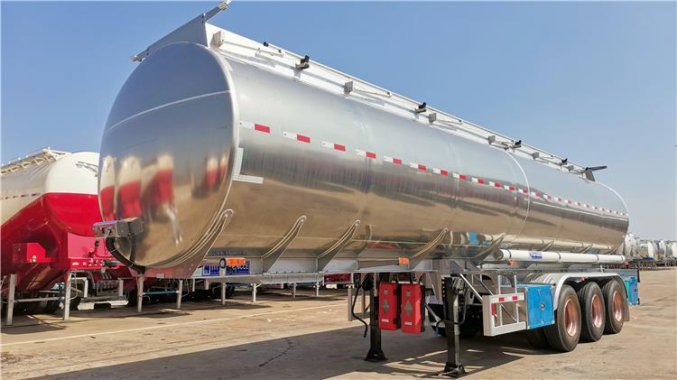 Aluminum Tanker for Sale | Aluminum Alloy Fuel Tanker Trailer
