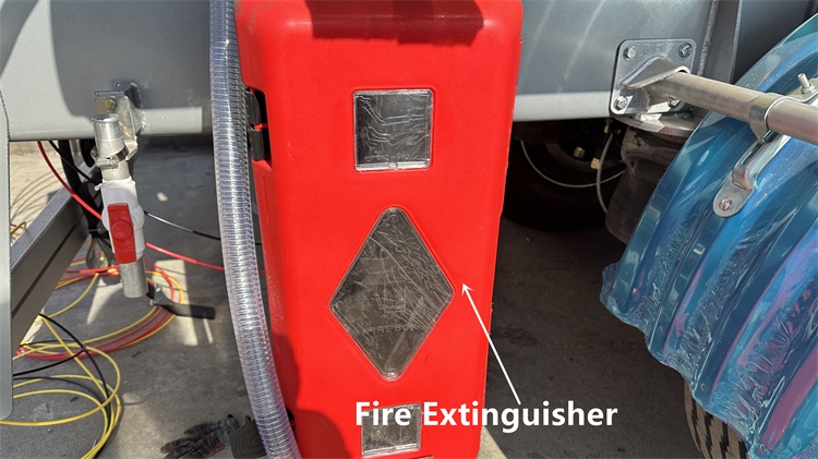 50,000 Liters Aluminum Alloy Tanker Trailer for Sale In Zimbabwe, Harare